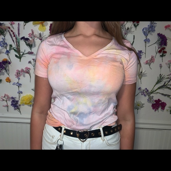 T-shirt - Picture 2 of 3